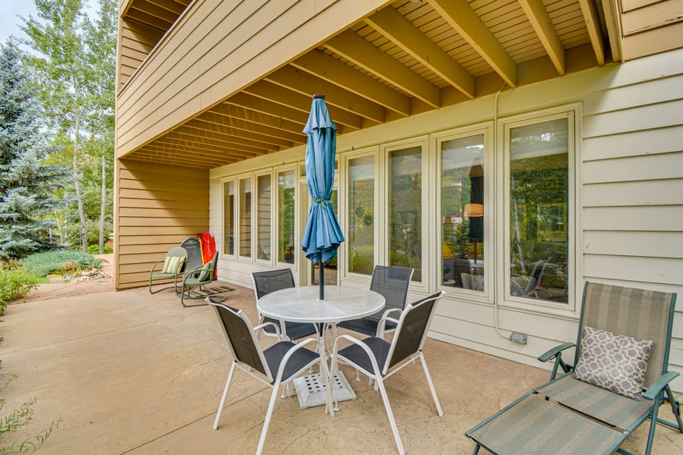 Updated Vail Home 10-Min Walk to Lionshead Village Apartment in Vail