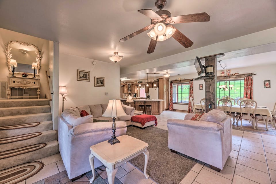 ‘Valley’ Cloudcroft Hideaway < 8 Mi to Town! House in New Mexico