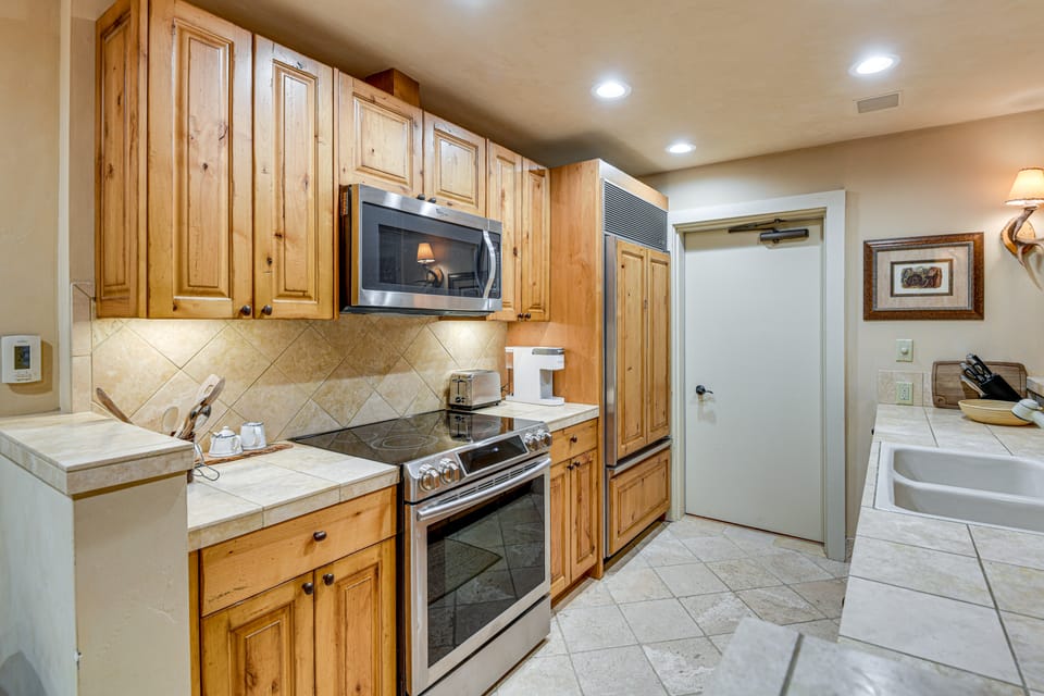 1 Mi to Slopes: Sun Valley Ski Getaway! Apartment in Sun Valley