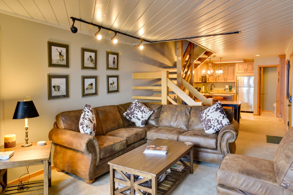 'Eagle's Nest' Crested Butte Townhome w/ Mtn Views Apartment in Colorado