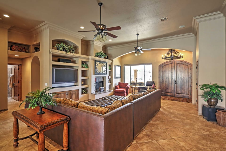 < 2 Mi to Lake Havasu: Spacious Home w/ Patio! House in Lake Havasu City