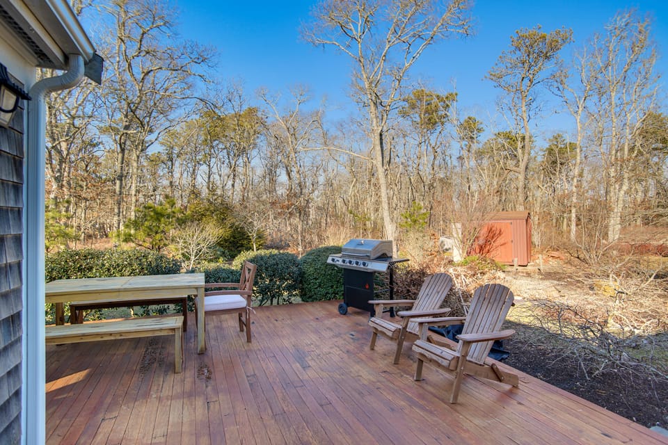 Ping-Pong & Backyard: Spacious Chatham Retreat House in Harwich