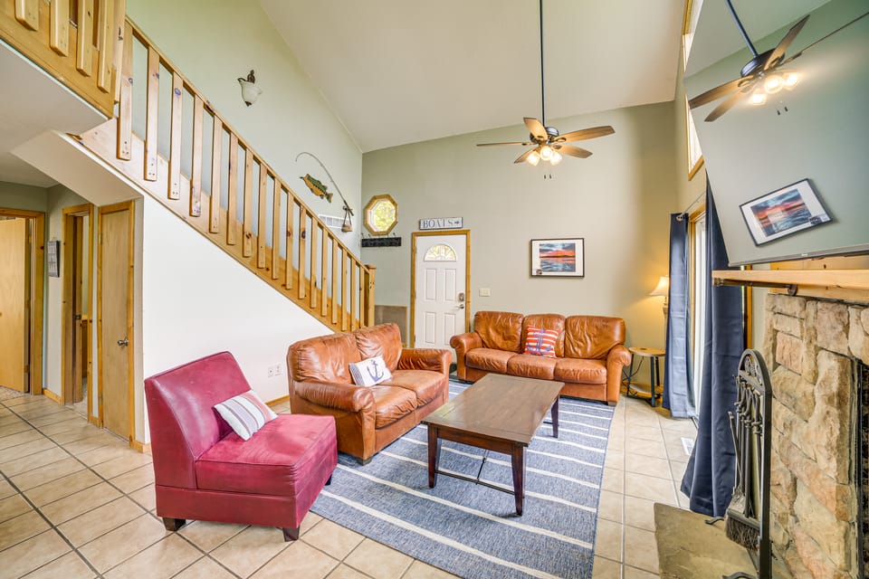 Pool Access! Waterfront Home on Table Rock Lake House in Table Rock Lake