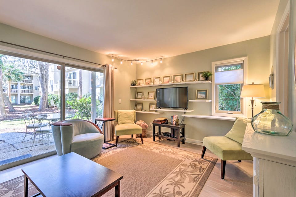 Half-Mi to Coligny Beach: Hilton Head Resort Condo Apartment in Hilton Head Island