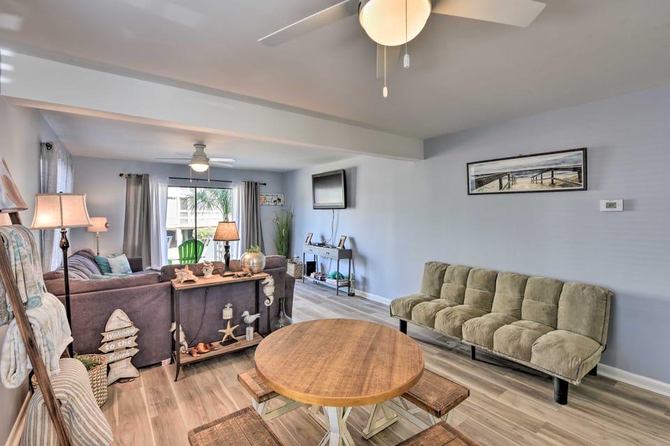 Relaxing Harbor Island Condo: Walk to the Beach! Apartment in South Carolina