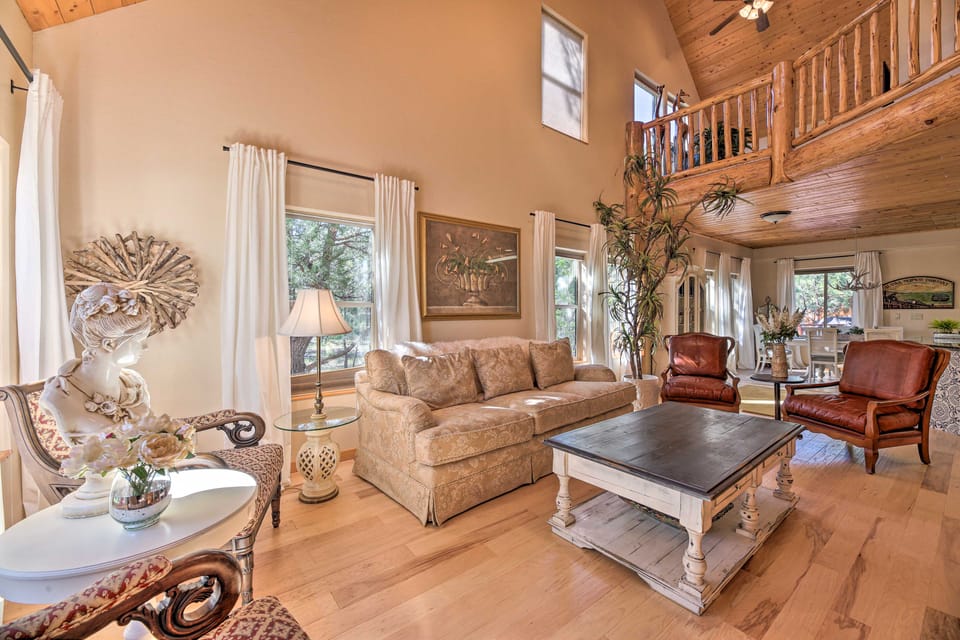 31+ Nights Only: Show Low Extended-Stay Home House in Show Low