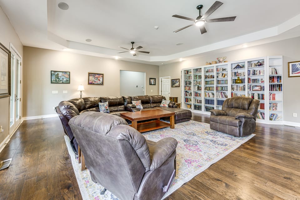 Spacious Elko Home - 6 Mi to Georgia Fairgrounds! House in Georgia