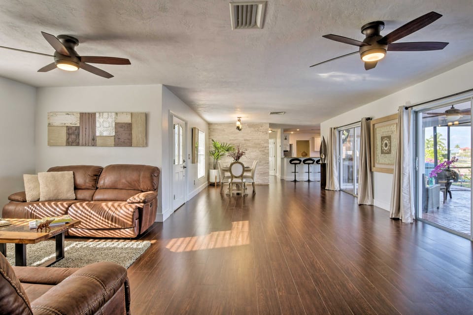 Marco Island Home w/ Pool Near Tigertail Beach! House in Marco Island