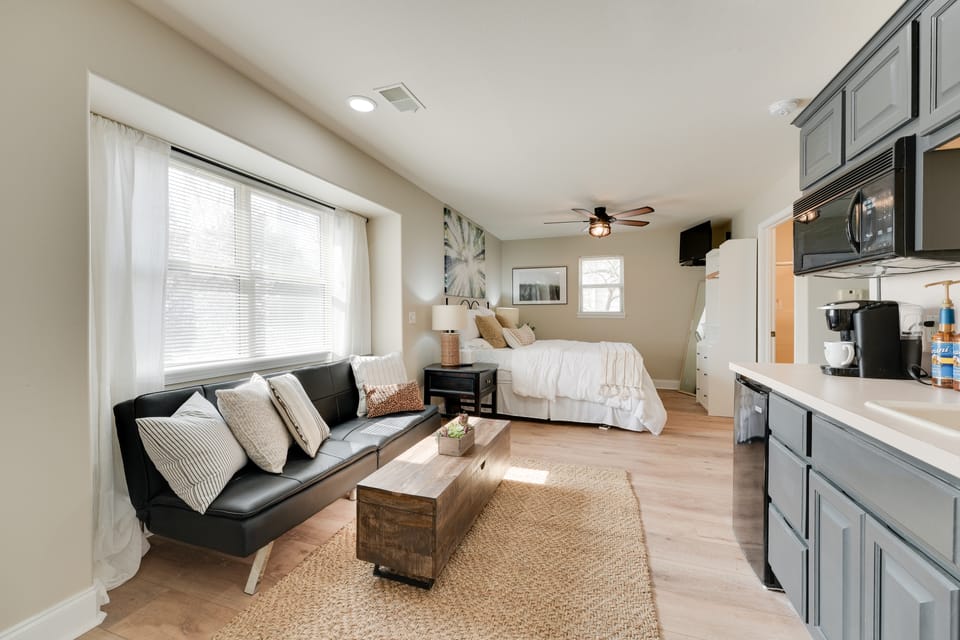 Minutes to SDC | 2 BR Family Retreat Apartment in Table Rock Lake