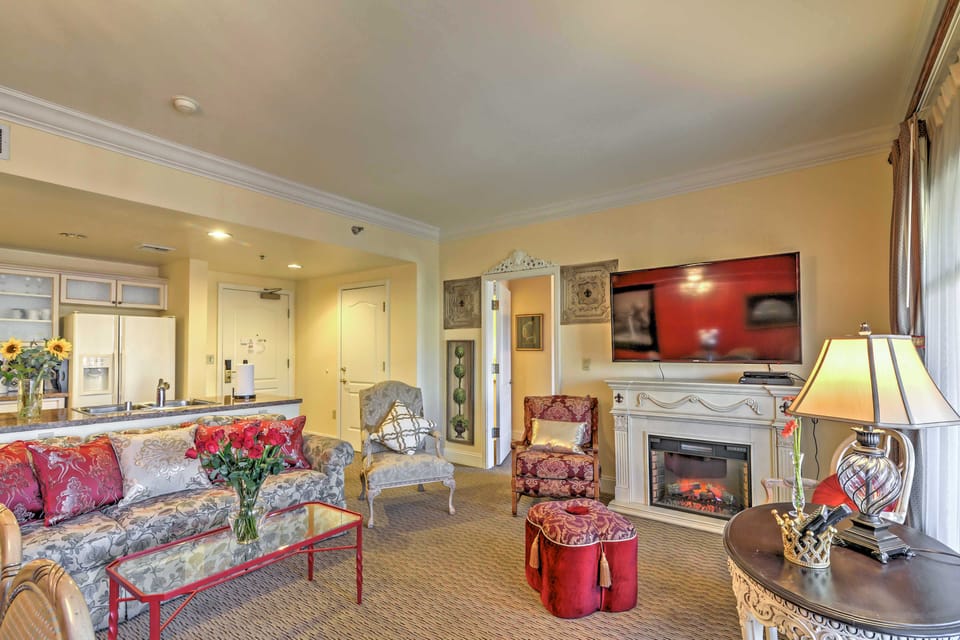 Lake Las Vegas Condo w/ Balcony, Resort Amenities! Apartment in Henderson