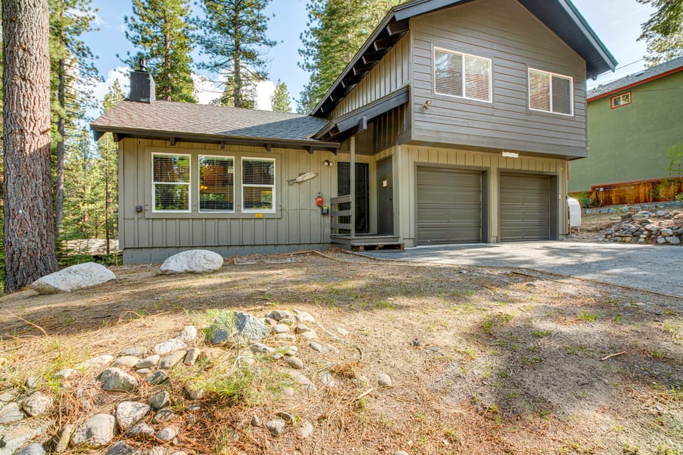 Spacious House w/ Deck & Grill in South Lake Tahoe House in Sierra Nevada