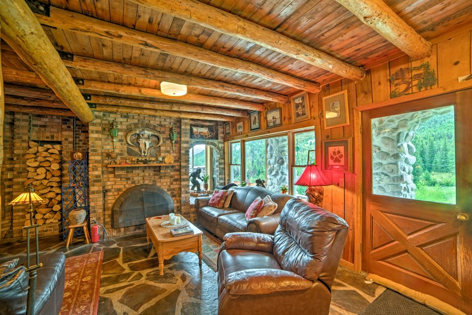 'Sasquatch Inn' Retreat Near Fishing & Hunting! House in Divide