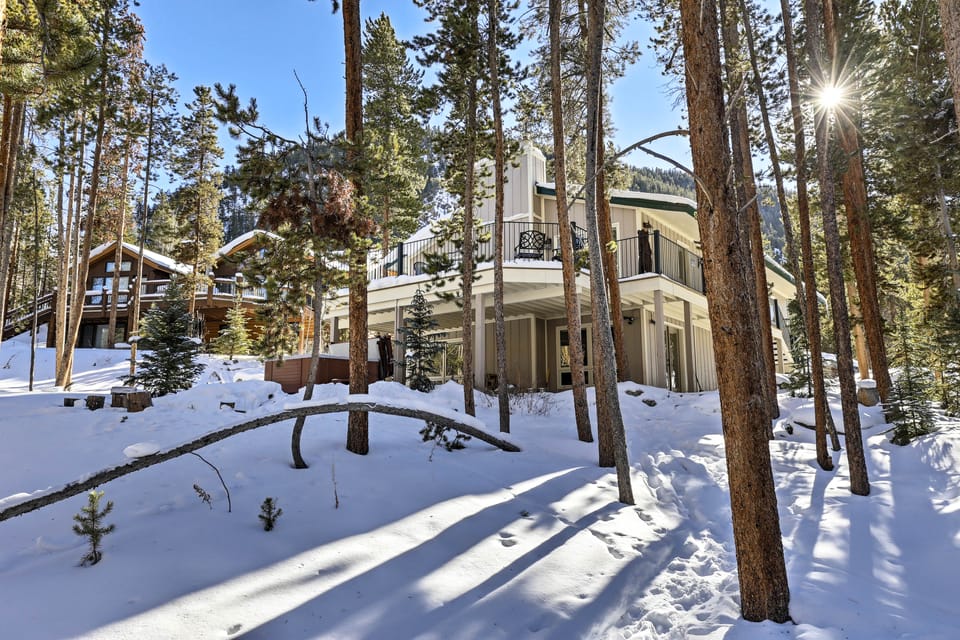 Hot Tub! Family Gem on Snake River in Keystone! House in Keystone