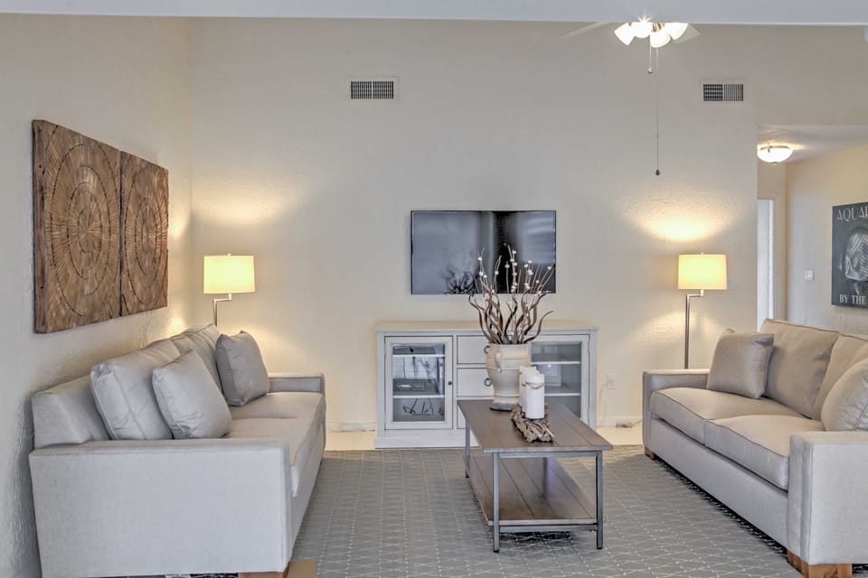 'Sand Dollar' Jenson Beach Home w/ Pool Access! House in Hutchinson Island