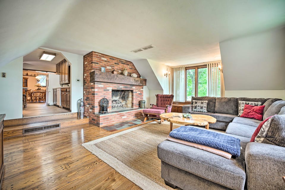 Gorgeous Bremen Home with Lake Access & Yard! House in Indiana