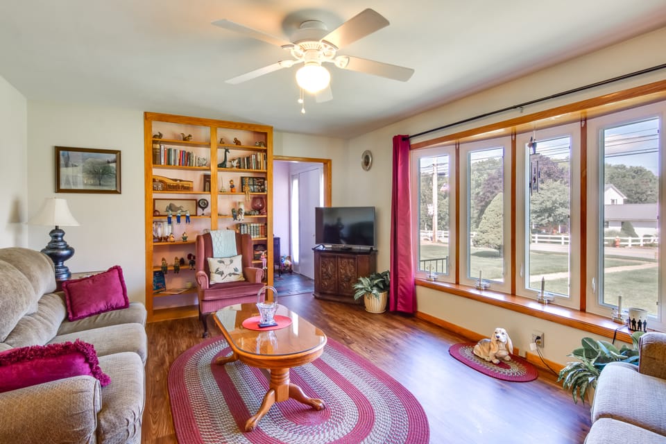 Pennsylvania Countryside Retreat w/ Deck + Yard! House in Allegheny River