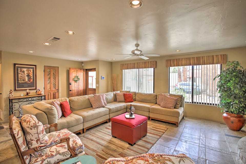 Indio Escape w/ Fire Pit & Resort Amenities! House in Indio