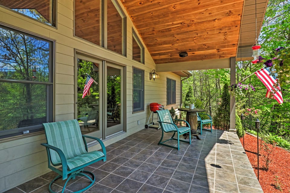 Private Bryson City Ranch Retreat w/ Mtn Views! House in Swain County