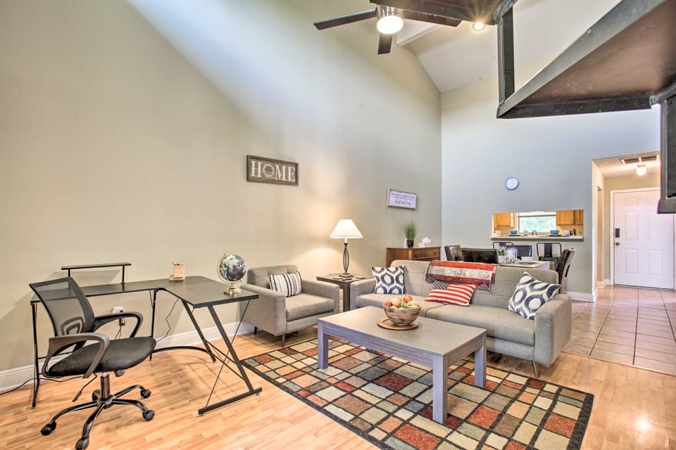 Baton Rouge Condo < 3 Mi to Tiger Stadium! Apartment in Baton Rouge