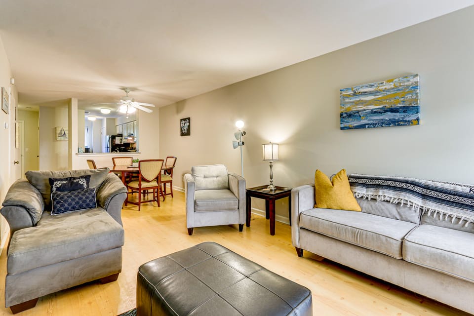 Walk to Beach: Hilton Head Island Tennis Retreat! Apartment in Hilton Head Island