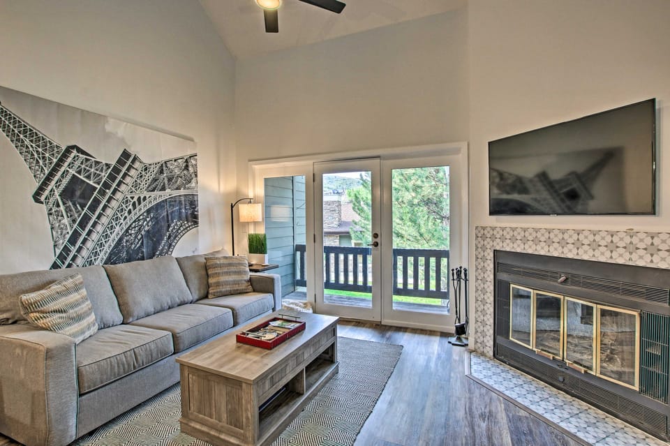 Contemporary Family Condo by Pineview Reservoir! Apartment in Utah