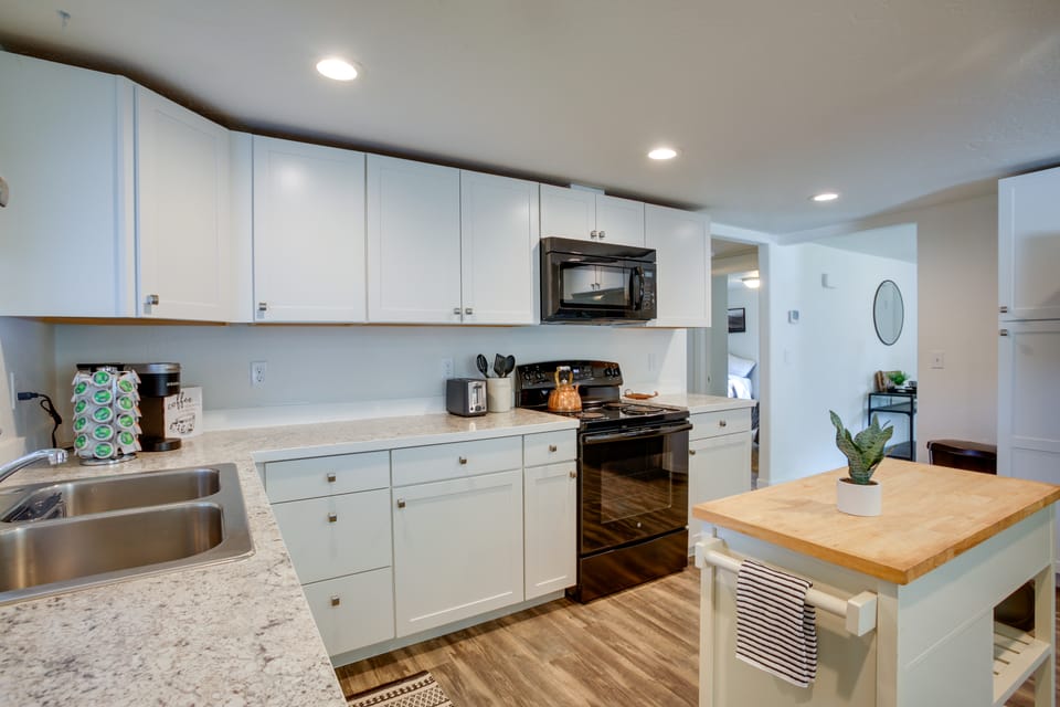 Adorable Coeur d'Alene Home < 2 Mi to Lake! House in Coeur dAlene