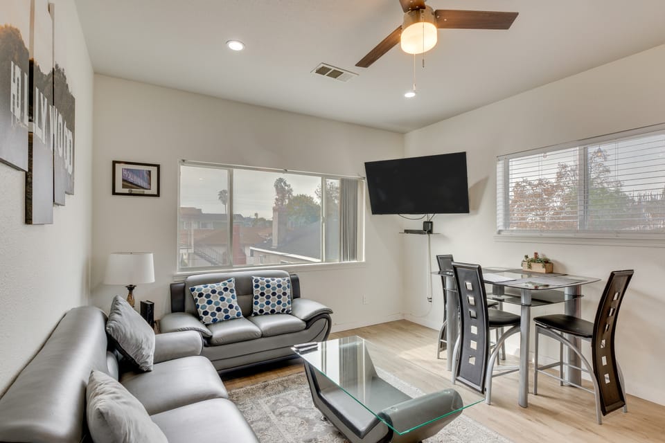 5 Mi to Universal Studios: Family Gem w/ Hot Tub! House in Burbank