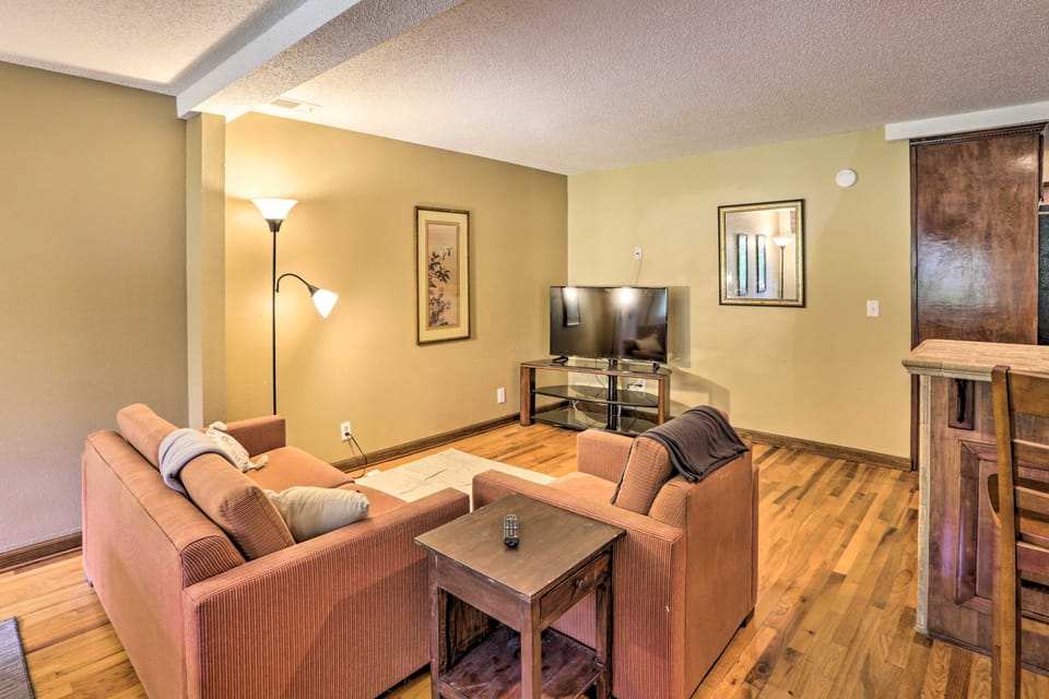 Charming Tallahassee Family Hideaway: 5 Mi to FSU! House in Tallahassee