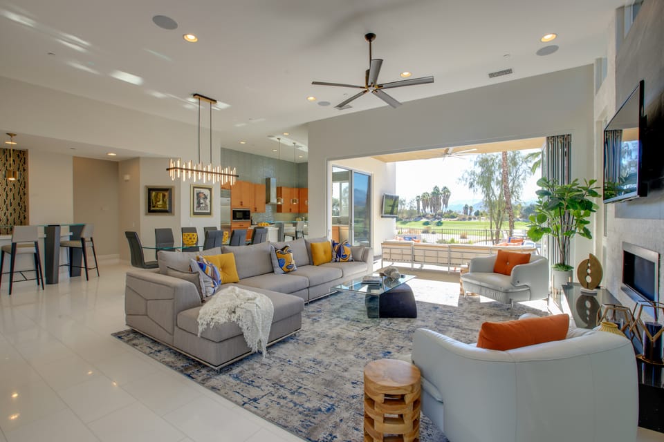 Palm Springs Oasis w/ Pool & Spa on Golf Course! House in Palm Springs