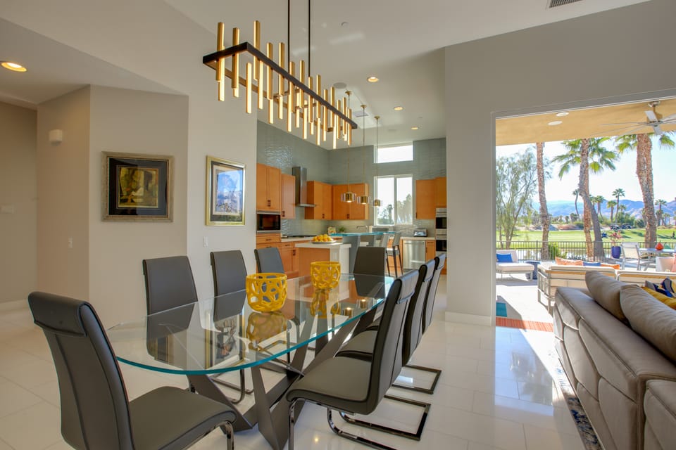 Palm Springs Oasis w/ Pool & Spa on Golf Course! House in Palm Springs