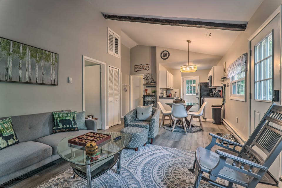 Fire Pit & Community Perks: Blakeslee Cottage! Cottage in Tunkhannock Township