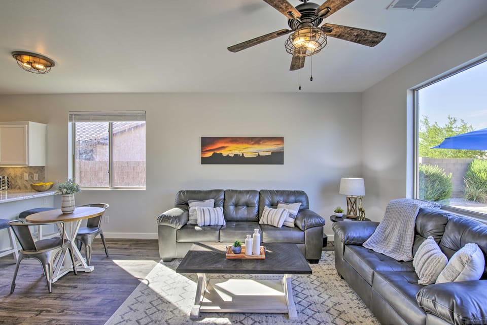 Hike & Golf: Goodyear Retreat w/ Patio + Fire Pit! House in Goodyear