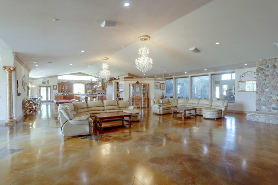Flawless Durango Home w/ Theater + Pool Table House in La Plata County