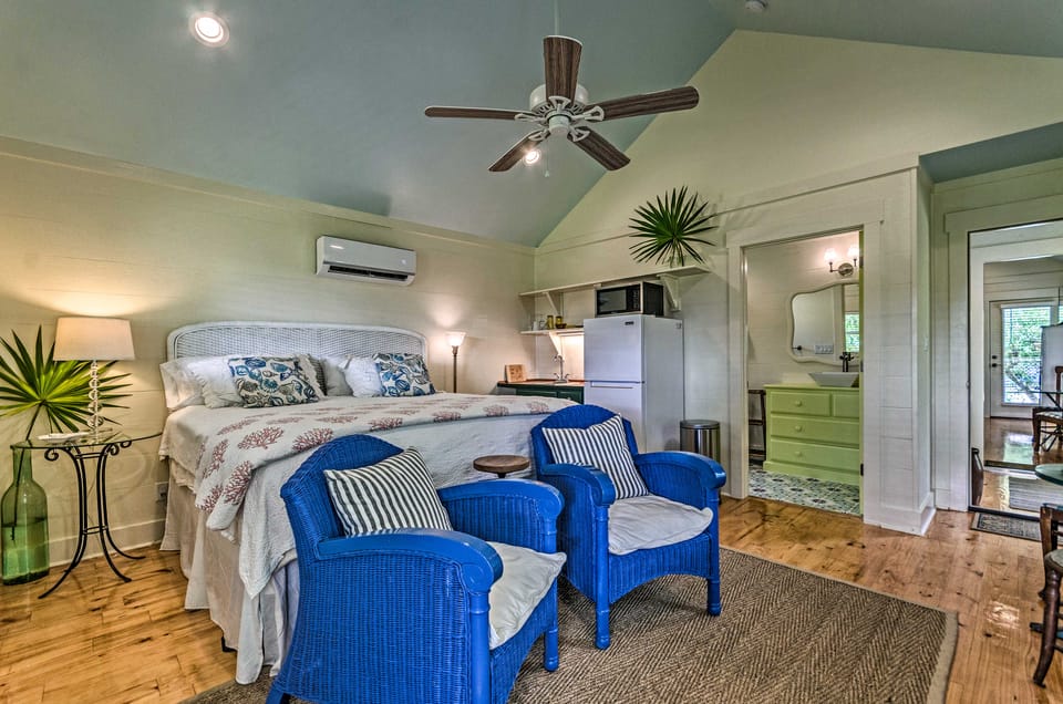 Tropical Studio: 1/4 Mi to Public Beach Access! Apartment in South Walton County