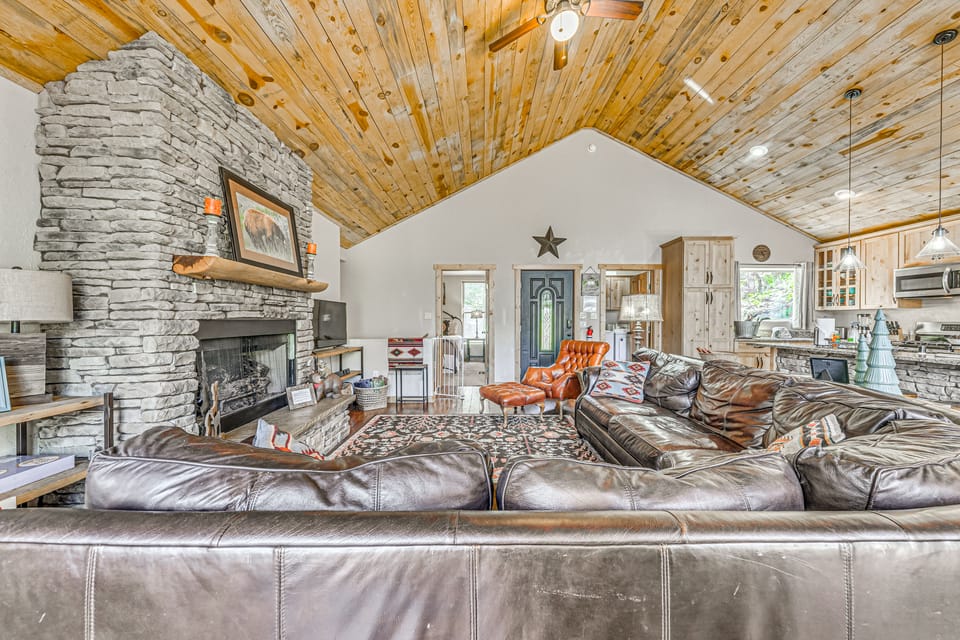 Peaceful Ruidoso Cabin: Ideal Mountain Getaway! House in Ruidoso