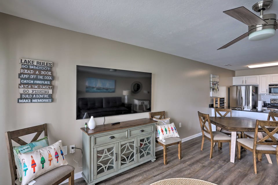 Middle Bass Condo w/ Balcony, Lake Erie Views Apartment in Lake Erie