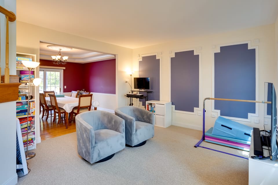 Expansive Upstate Home w/ Home Theater! House in Capital District, NY, USA