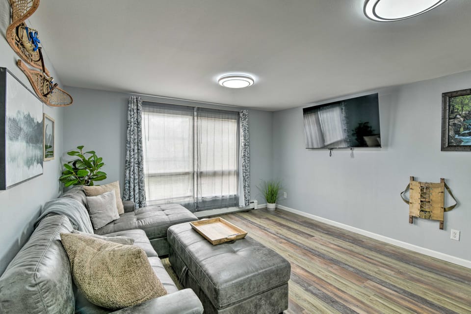 Remodeled Anchorage Apartment ~ 2 Mi to Downtown! Apartment in Anchorage