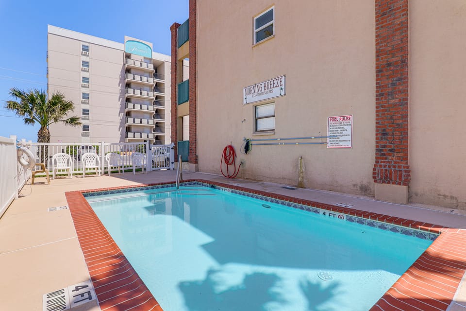 Tuluminati Lux South Padre Condo w/ Pool! Apartment in South Padre Island