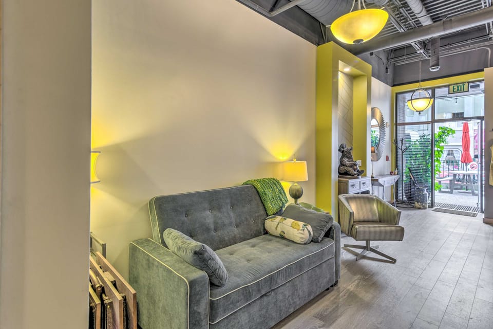 Modern Downtown Apt - Walk to Parks + Cafes! Apartment in Anchorage