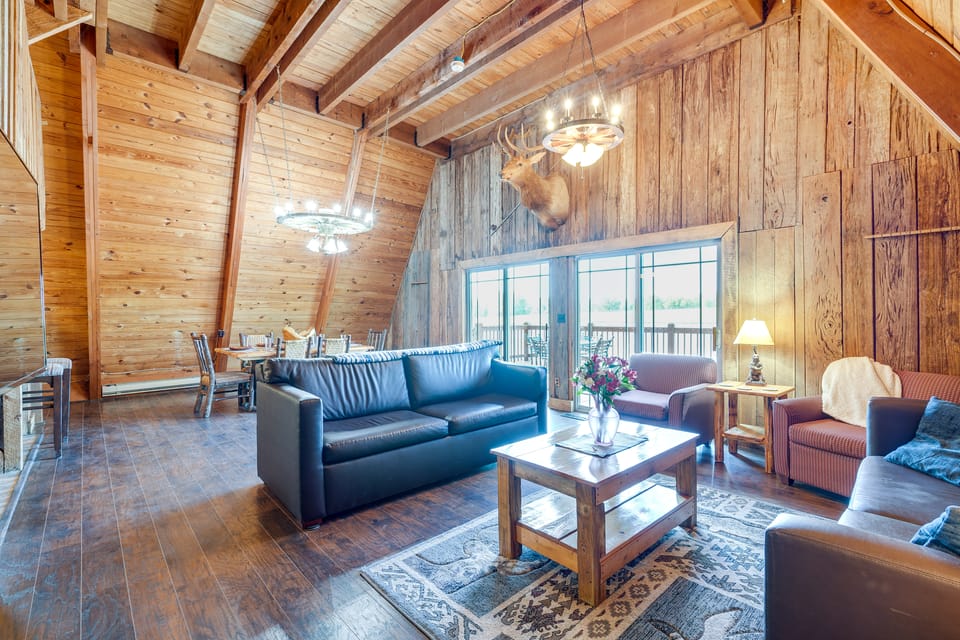 Lakefront A-Frame Cabin with Community Perks House in Missouri