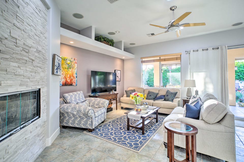 Spacious Palm Desert Home w/ Patio, Pool & Grill House in Palm Desert