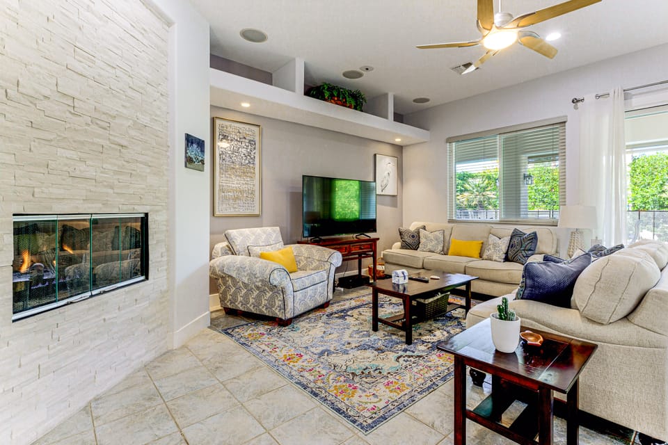 Spacious Palm Desert Home w/ Patio, Pool & Grill House in Palm Desert