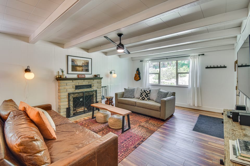 Cozy Retreat w/ Deck ~ 2 Mi to Pinecrest Lake! House in Tuolumne County