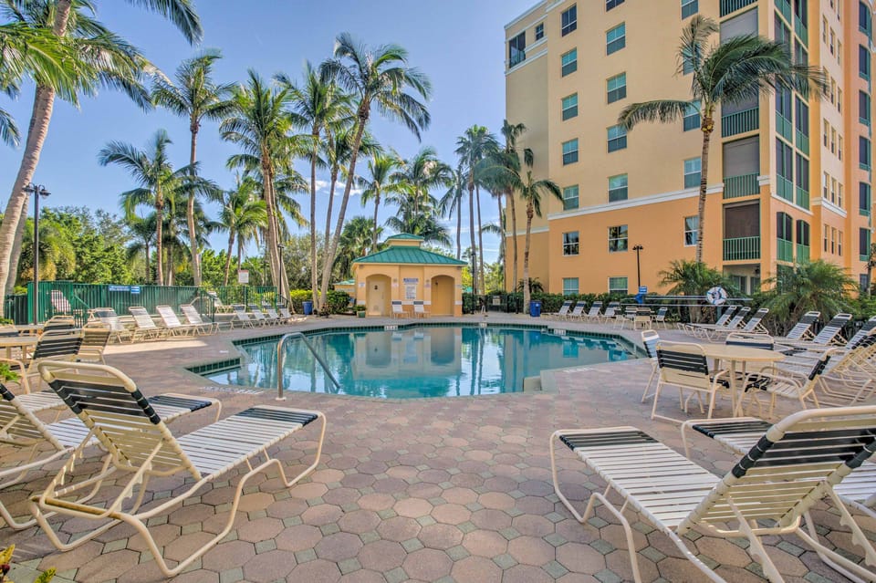 Waterfront Punta Gorda Condo w/ Pool Access! Apartment in Burnt Store Marina