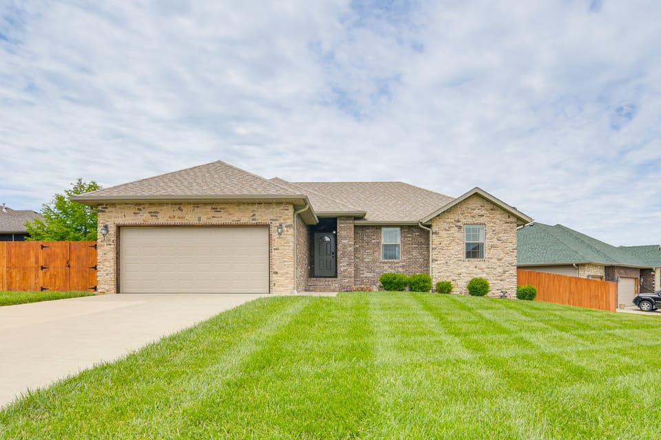 Pool Access, Grill & Gazebo: Ozark Getaway! House in Ozark