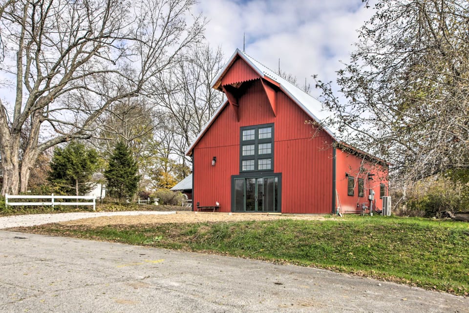 Bloomington Cabin: 4 Mi to Indiana University House in Indiana
