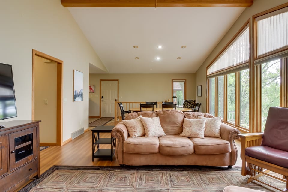 Sandy Beach Family Getaway w/ Fire Pit & Deck! House in Minnesota