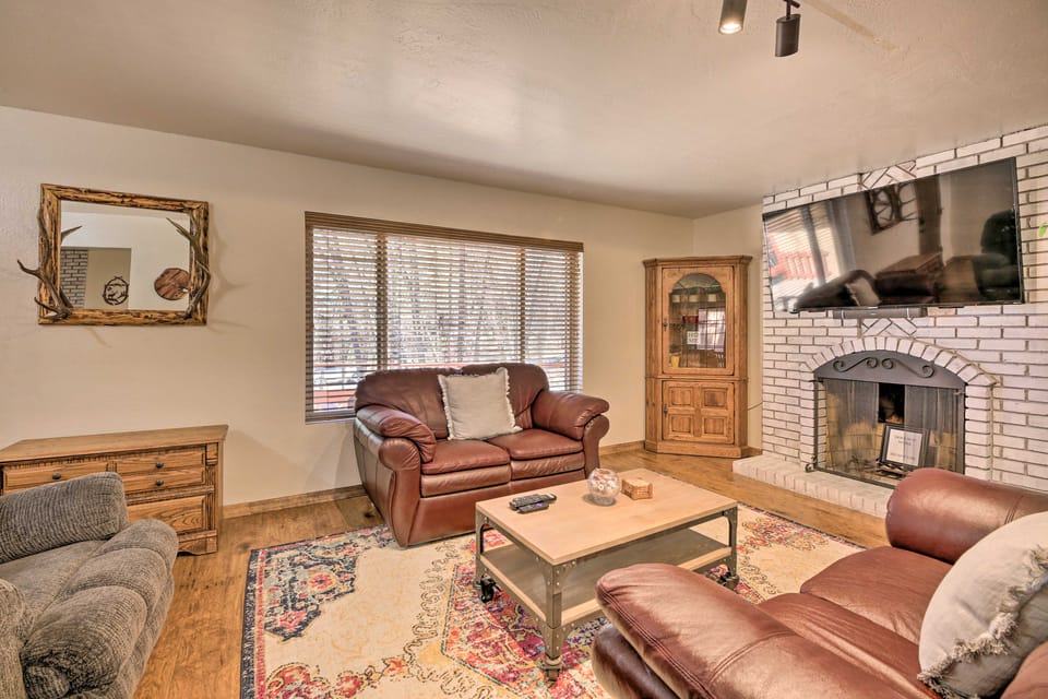 32 Mi to Sunrise Park: ‘White Mountain Retreat’ House in Arizona