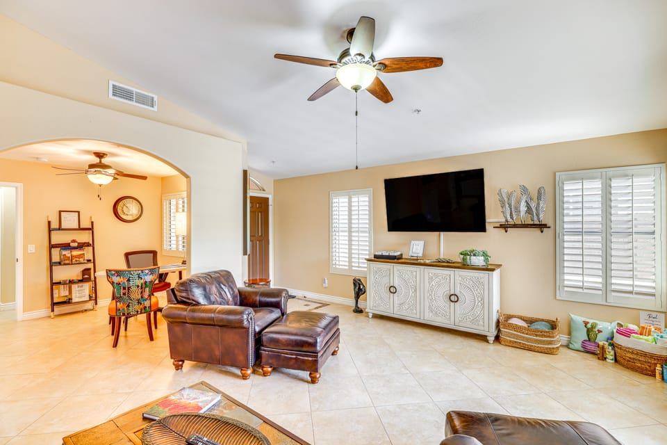 2 Mi to WestWorld: Scottsdale Home w/ Heated Pool House in Scottsdale